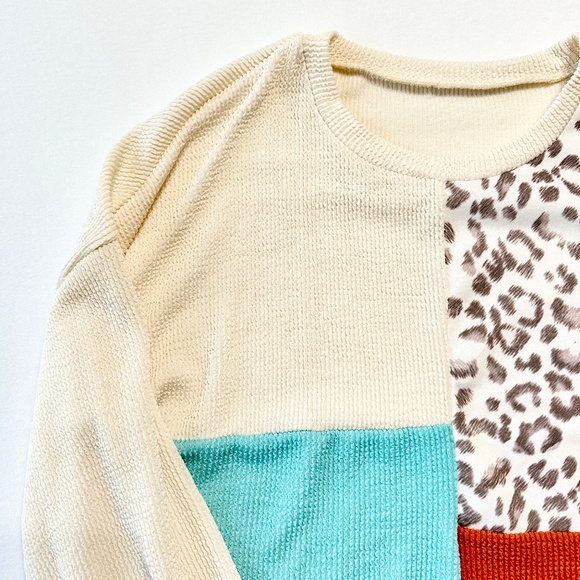 Women’s Leopard Print Color Block Sweater Casual Fall Winter Pullover Size Large - Picture 2 of 7